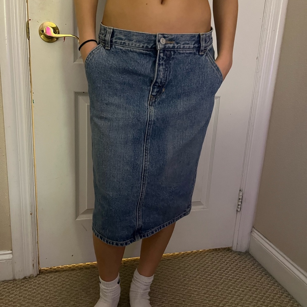 light/mid wash denim skirt